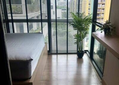 1-BR Condo at Socio Ruamrudee near BTS Nana