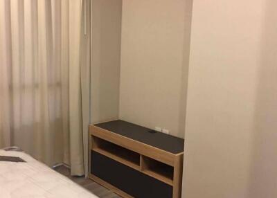 1-BR Condo at The Room Sukhumvit 69 near BTS Phra Khanong