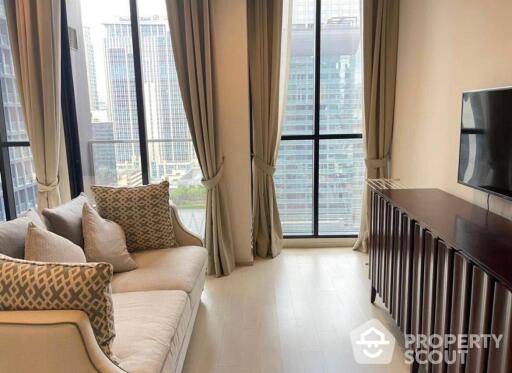 1-BR Condo at Noble Ploenchit near BTS Phloen Chit