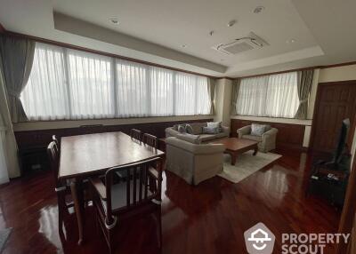 3-BR Condo at Ruamsuk Condominium near BTS Thong Lor