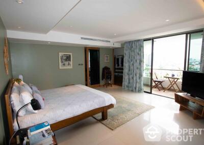 3-BR Condo at The Habitat Sukhumvit 53 Condominium near BTS Phrom Phong