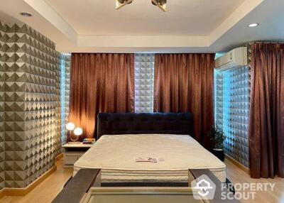 2-BR Condo at Symphony Condo near BTS Bang Chak