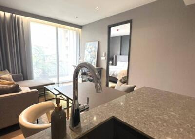 1-BR Condo at The Reserve 61 Hideaway near BTS Thong Lor