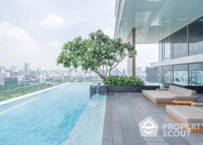 1-BR Condo at Saladaeng One near MRT Si Lom (ID 130407)