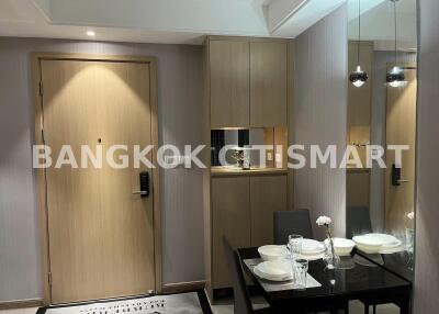 Condo at Regal Sathorn - Naradhiwas for rent