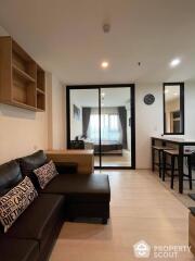 1-BR Condo at Life Asoke near ARL Makkasan