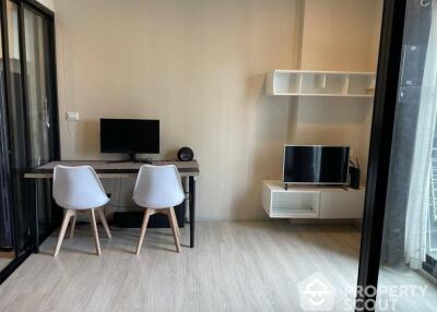 1-BR Condo at Condolette Midst Rama 9 near MRT Phra Ram 9