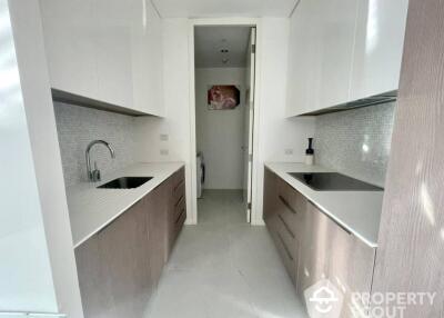 2-BR Condo at 185 Rajadamri near BTS Ratchadamri