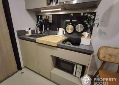 1-BR Condo at Oka Haus Sukhumvit 36 near BTS Thong Lor