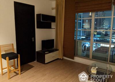 1-BR Condo at Baan Klang Krung Siam-Pathumwan Condominium near BTS Ratchathewi