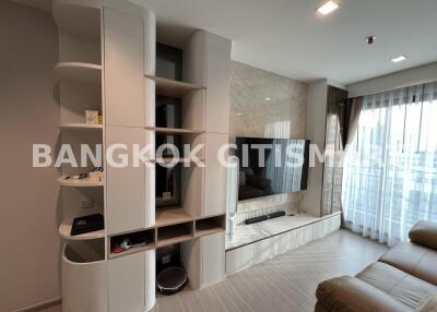 Condo at Life Sathorn Sierra for rent