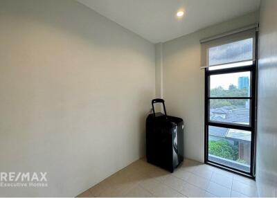 Pet Friendly 2-Bedroom Condo for Sale in Thonglor