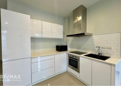 Pet Friendly 2-Bedroom Condo for Sale in Thonglor