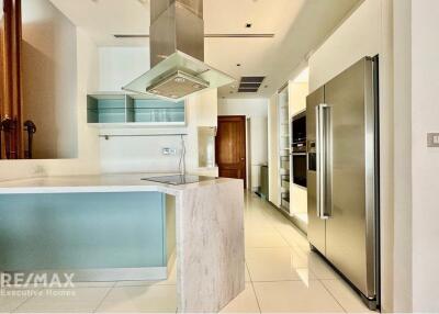 Luxurious 2-Bed with PRIVATE SWIMMING POOL in Sukhumvit 39 - Luxury Condo