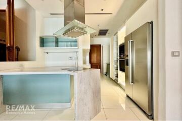 Luxurious 2-Bed with PRIVATE SWIMMING POOL in Sukhumvit 39 - Luxury Condo