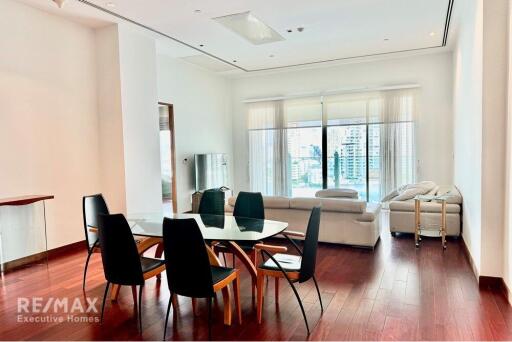 Luxurious 2-Bed with PRIVATE SWIMMING POOL in Sukhumvit 39 - Luxury Condo