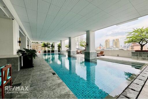 Luxurious 2-Bed with PRIVATE SWIMMING POOL in Sukhumvit 39 - Luxury Condo