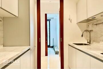 Luxurious 2-Bed with PRIVATE SWIMMING POOL in Sukhumvit 39 - Luxury Condo