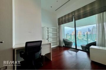 Luxurious 2-Bed with PRIVATE SWIMMING POOL in Sukhumvit 39 - Luxury Condo