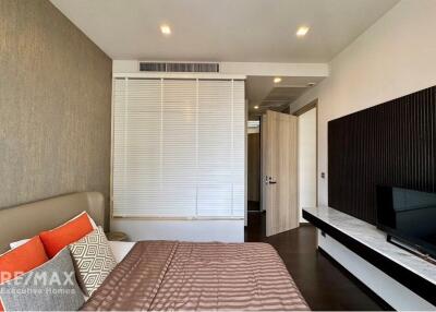 2 Bedrooms Condo with Stunning View for Rent, 5 Mins Walk to BTS Phrom Phong