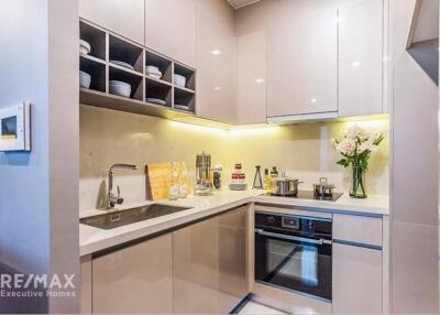 Luxurious 2 Bed, 2 Bath Condo near BTS Thong Lo - Prime Location in Bangkok