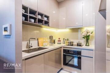 Luxurious 2 Bed, 2 Bath Condo near BTS Thong Lo - Prime Location in Bangkok