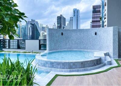 Luxurious Condo for Rent in Watthana, Bangkok - Prime Location, Exclusive Amenities