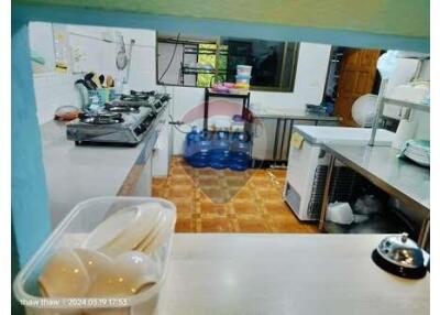 100 Sqm. Townhouse listed for ฿ 2,800,000.