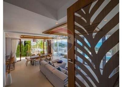 Luxury Pool Villa: Mountain & Sea View @ Bang Por