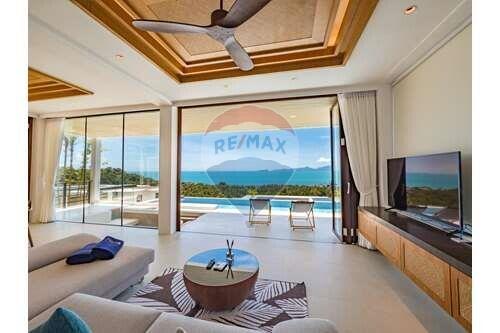 Beautiful 4-bedroom sea view villa available for rent