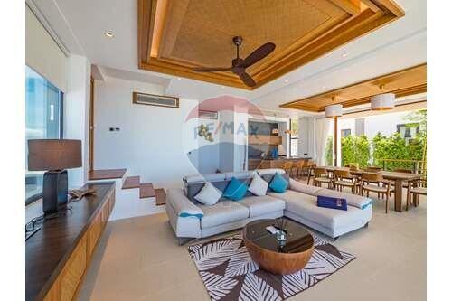 Beautiful 4-bedroom sea view villa available for rent