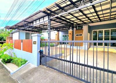 Under market price 3 bedrooms near international school (ISS)