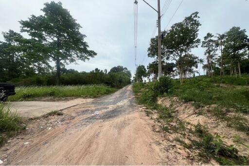 A3 Plot of Flat Land for sale near the Beach in Taling Ngam, Koh Samui