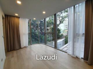 For Sale 3 Beds Condo Near BTS Phrom Phong