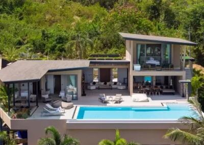 "4 Bedrooms Seaview Villa in Bophut Koh Samui"