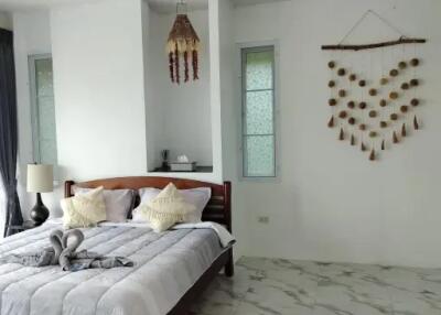 5-Bedrooms Villa with Pool near Maenam Beach, Koh Samui "SALE"