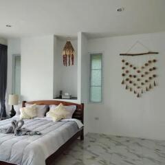 5-Bedrooms Villa with Pool near Maenam Beach, Koh Samui "SALE"