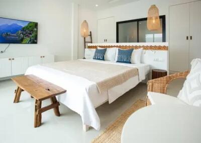 5-Bedrooms Villa: Best Location in Chaweng Koh Samui" " SALE"