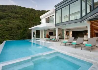 Luxury Villa with Breathtaking Sea Views in Bang Po, Koh Samui