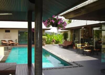 5-Bedrooms Luxury Villa in Maenam Koh Samui "SALE"