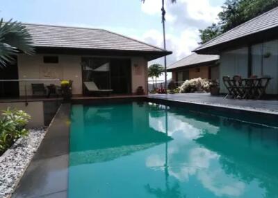 5-Bedrooms Luxury Villa in Maenam Koh Samui "SALE"