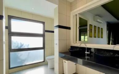 5-Bedrooms Luxury Villa in Maenam Koh Samui "SALE"