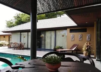 5-Bedrooms Luxury Villa in Maenam Koh Samui "SALE"