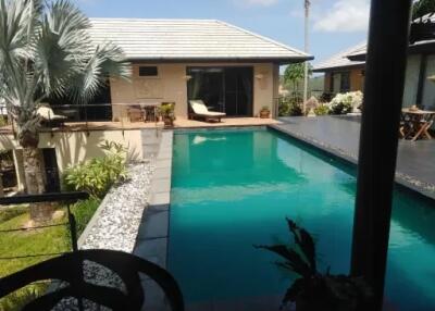 5-Bedrooms Luxury Villa in Maenam Koh Samui "SALE"