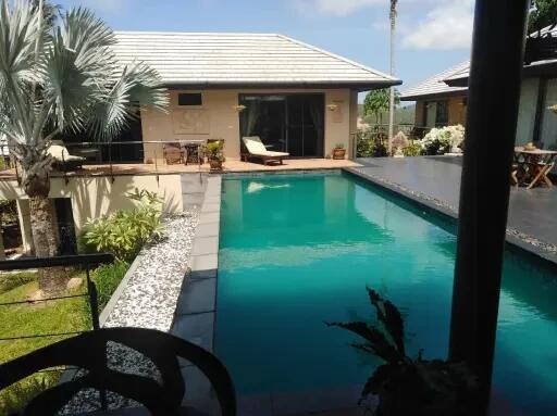 5-Bedrooms Luxury Villa in Maenam Koh Samui "SALE"