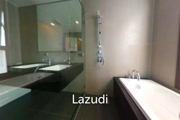 2 Bed 2 Bath 83.76 SQ.M. Whizdom Avenue Ratchada - Ladprao