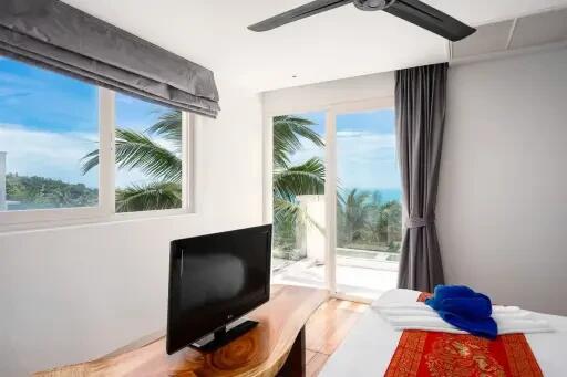 Indulge in Unparalleled Luxury: Imperial 3-Bedroom Seaview Villa for Rent in Bang Por "RENT"