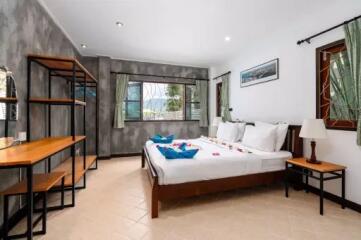 "Premier 10-Bedroom Boutique Hotel in Chaweng, Koh Samui "Title Chanote"