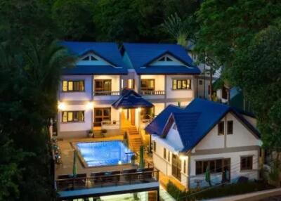 "Premier 10-Bedroom Boutique Hotel in Chaweng, Koh Samui "Title Chanote"