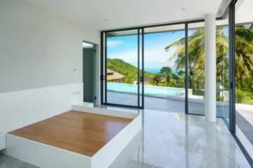 "4 Bedrooms Sea View Villa in Bangpor: Coastal Living"